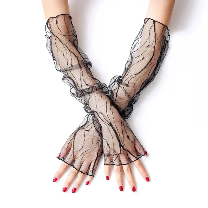 Feminine Vintage Lacey Gloves