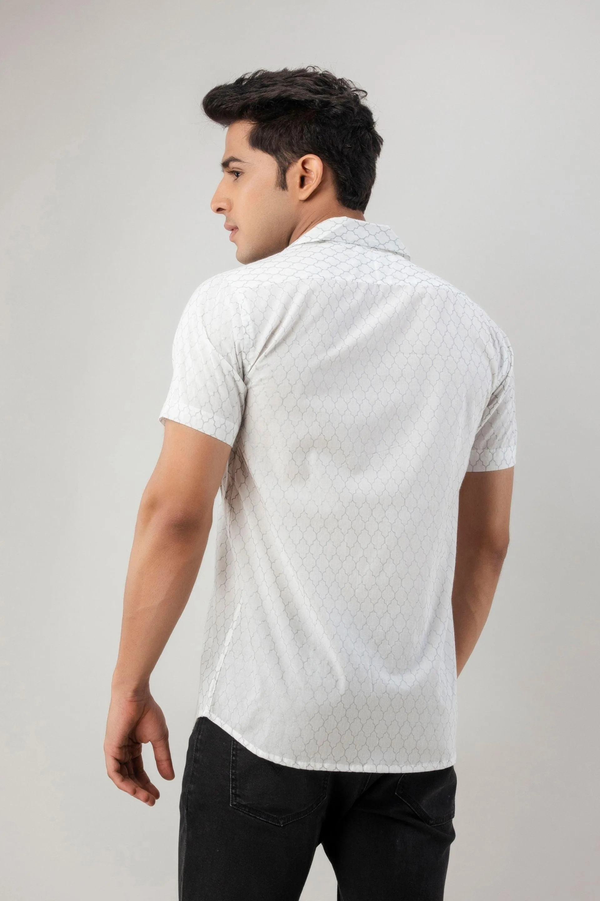 Firangi Yarn 100% Jaipuri Silver Jharokha Cotton Printed Cuban Collar Shirt- White
