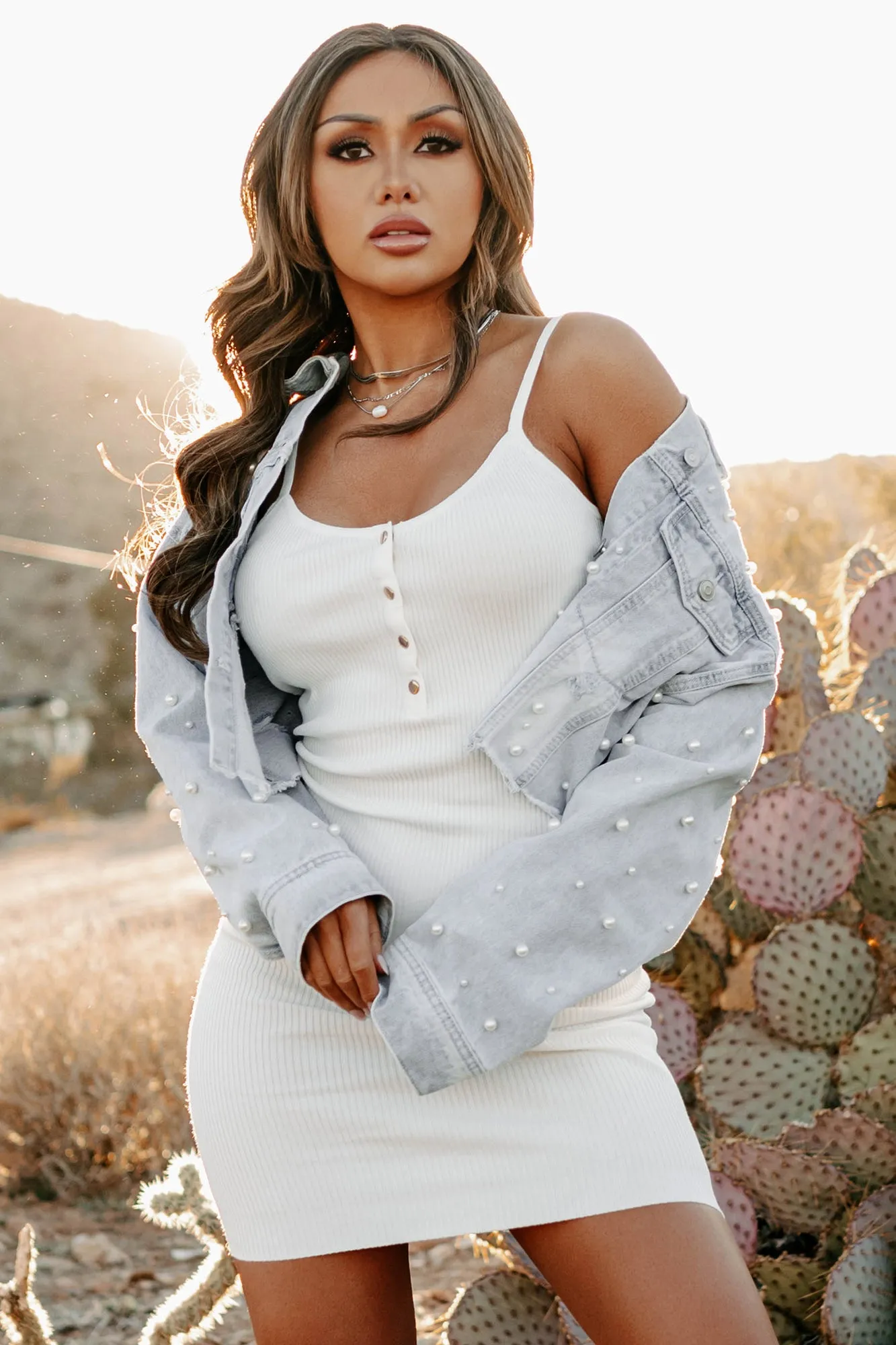 Pretty As A Pearl Pearl Embellished Cropped Denim Jacket (Light)