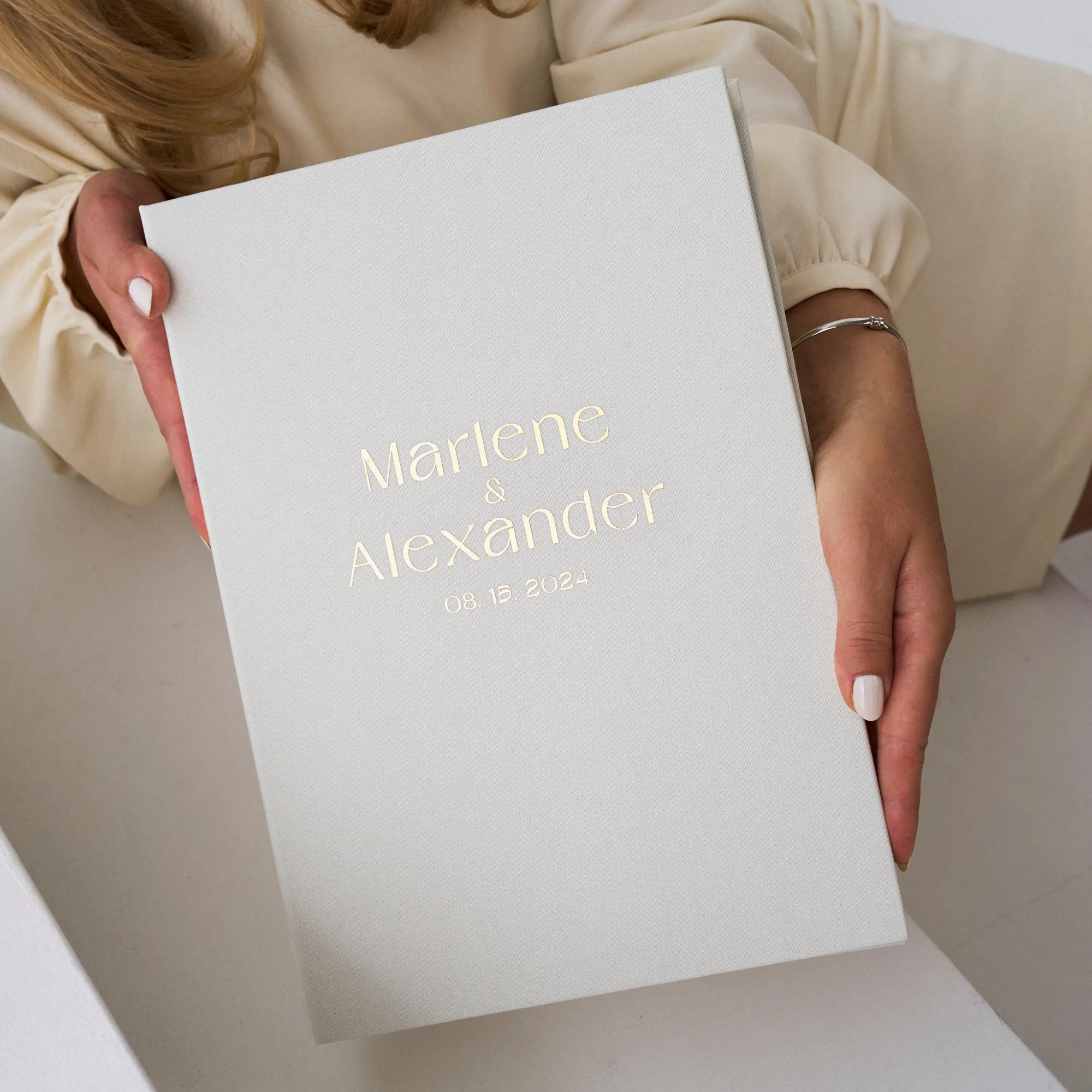 Silky White   Real Gold | Guest Book
