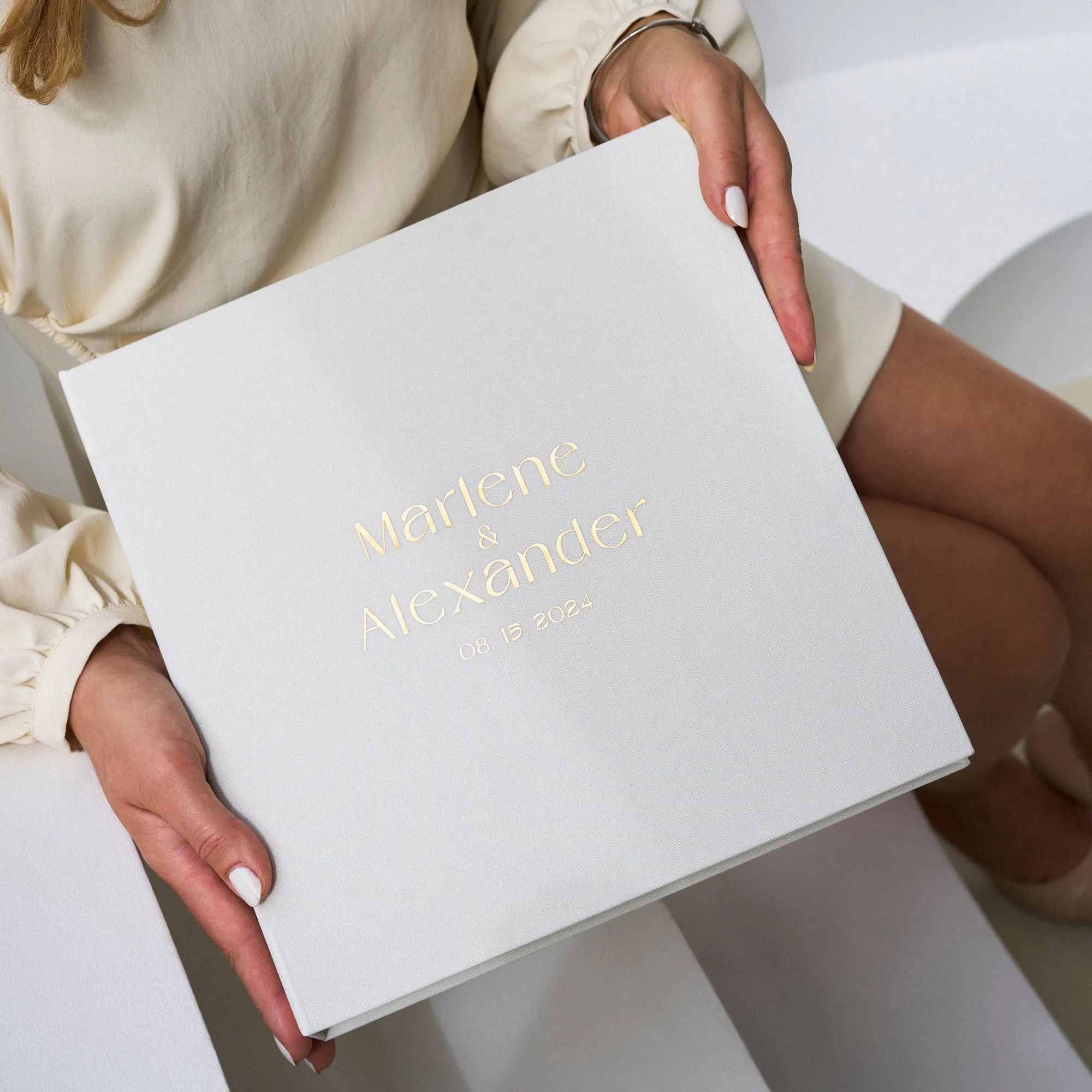 Silky White   Real Gold | Guest Book
