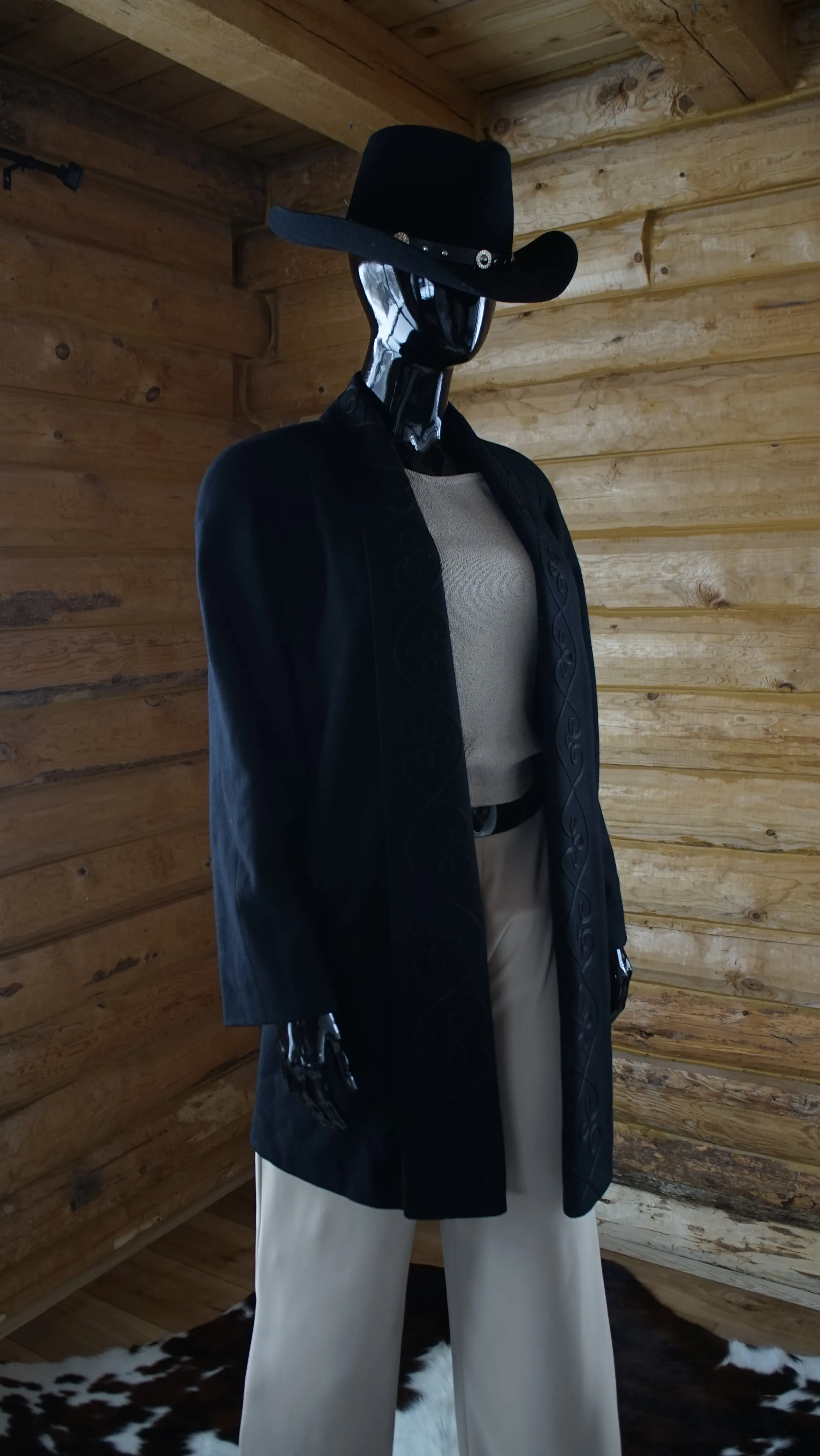 Vintage Alorna Wool Coat in Black 80's