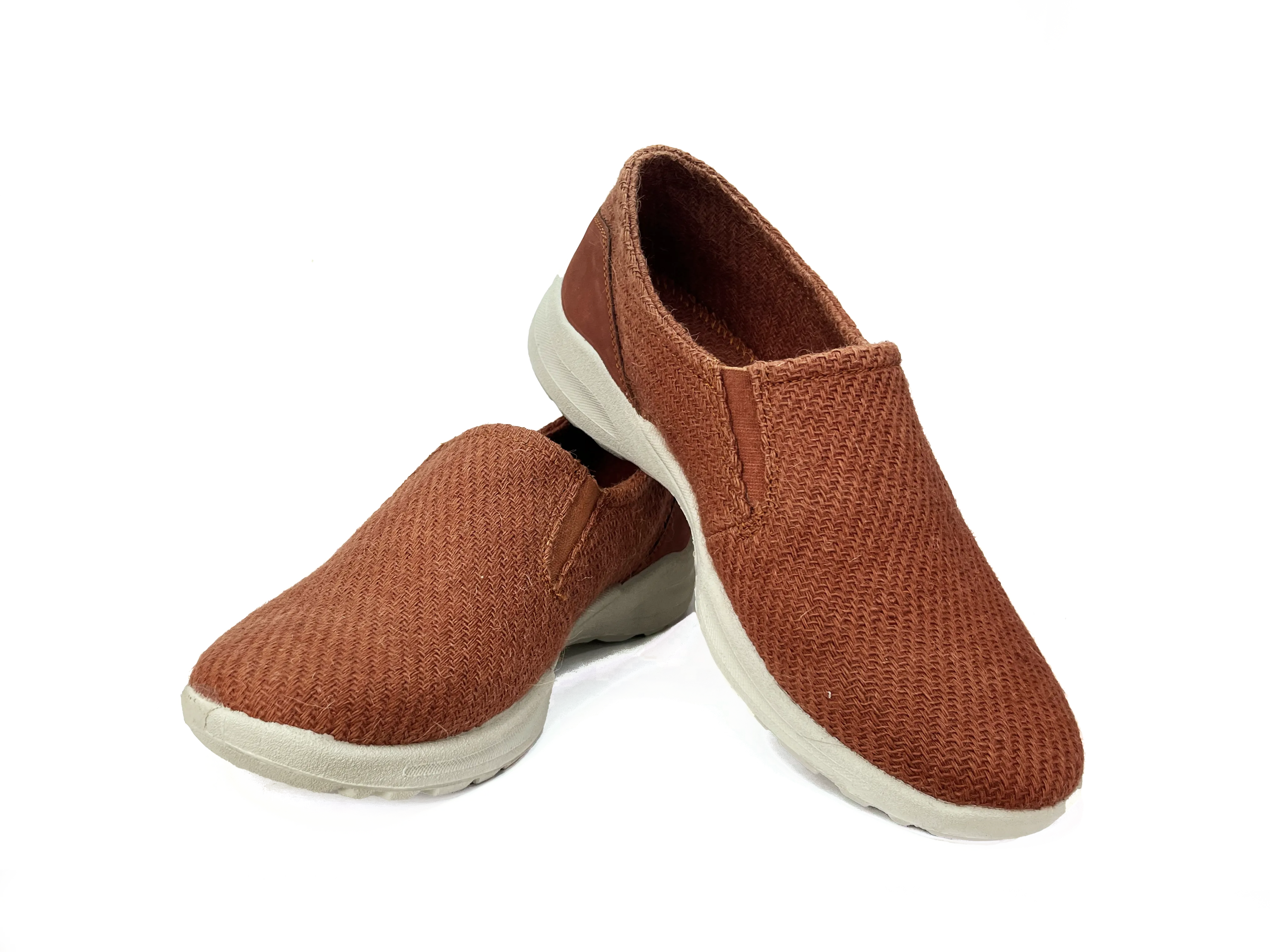 yaar - Rust - Urban Essentials