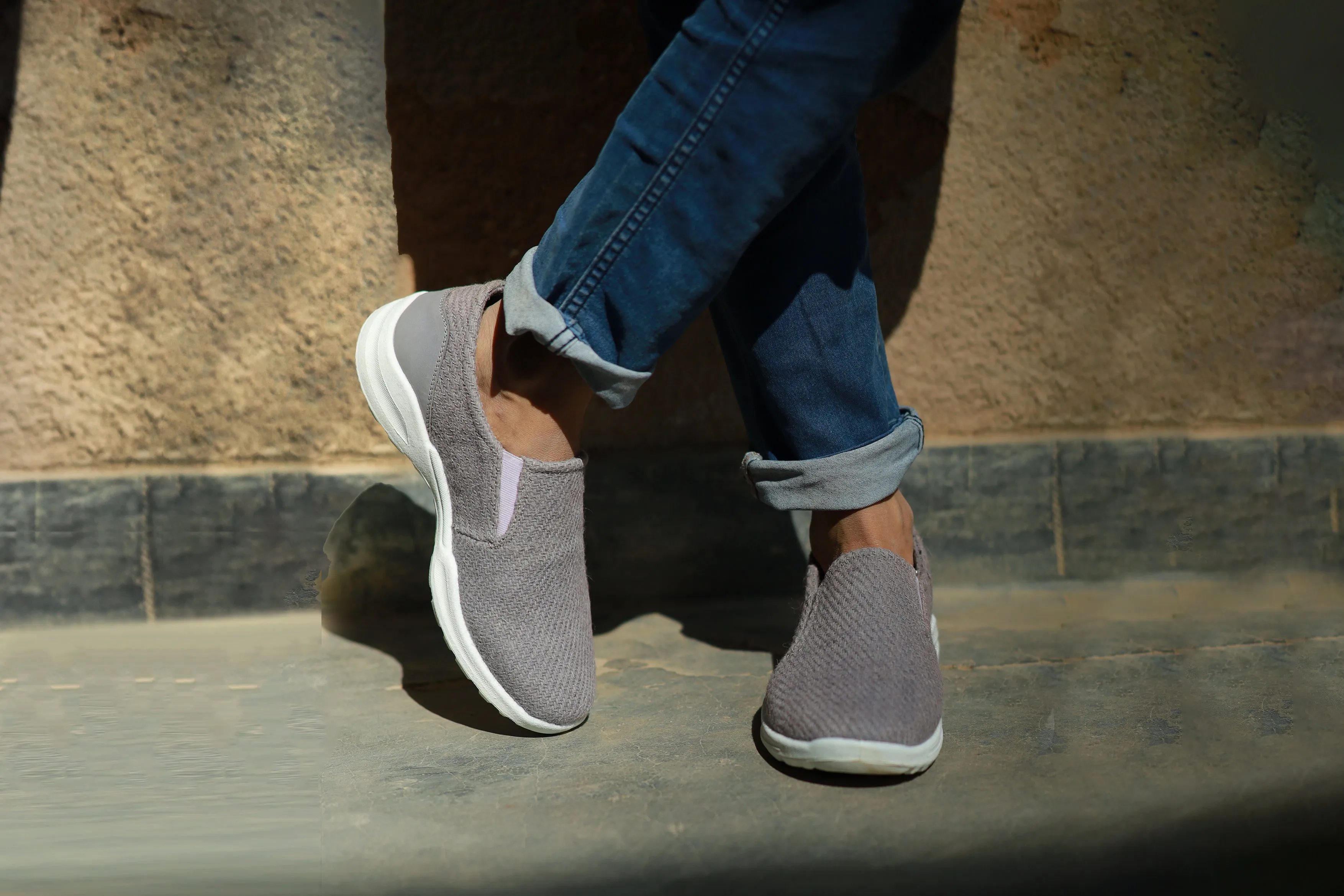 yaar - Rust - Urban Essentials