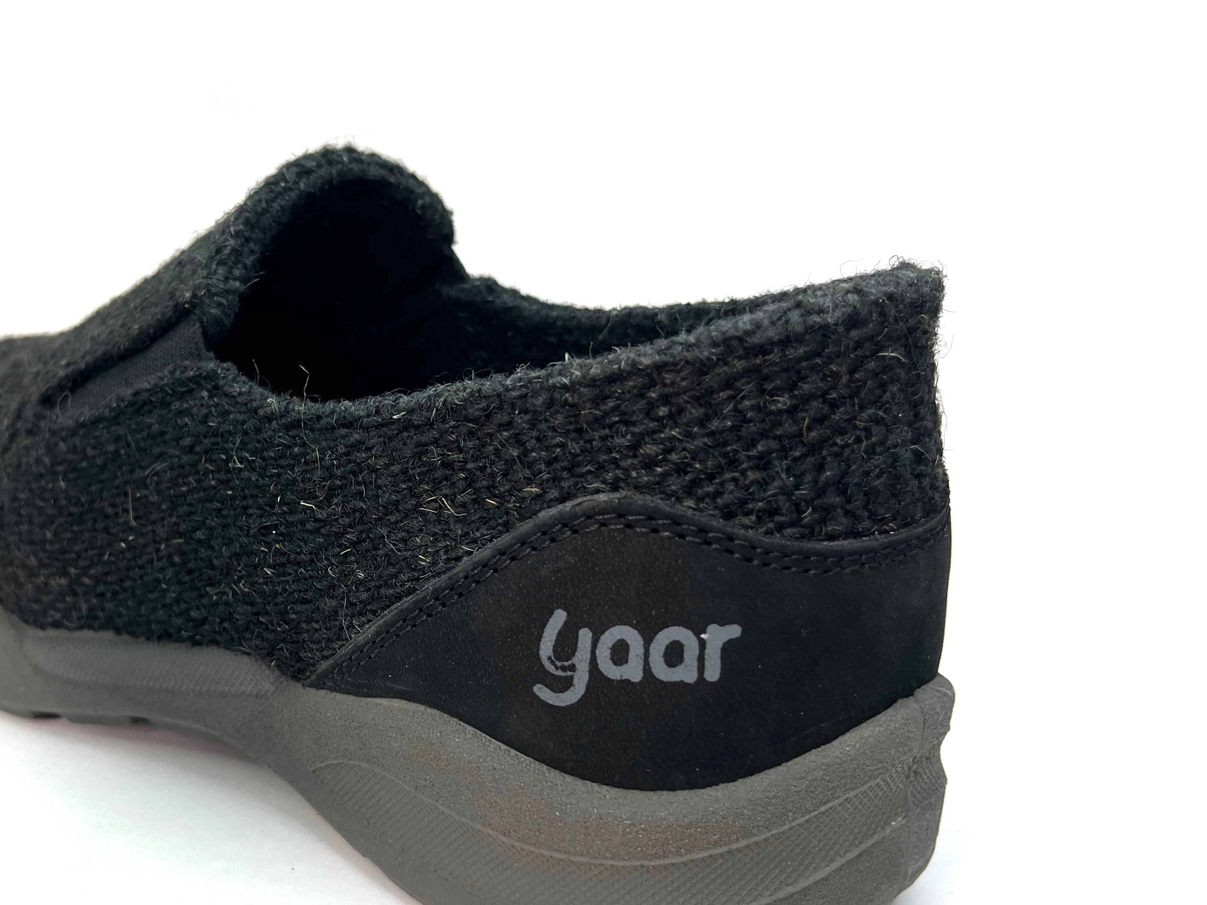yaar - Rust - Urban Essentials